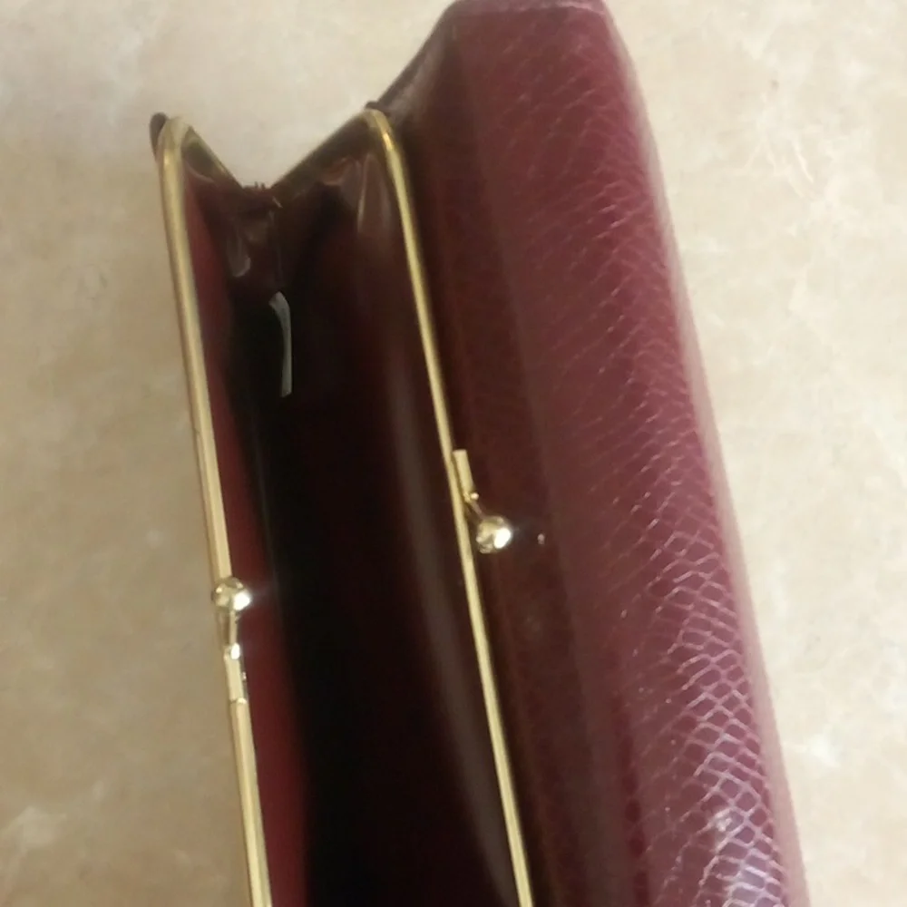 All-in-One Organizer, Clutch/Wallet for Credit Cards, Checkbook/Money, Notes/Pen - Picture 7 of 10